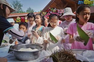 孔德昕：除了球星等级上的差距 狼队的调整也总是慢独行侠一拍